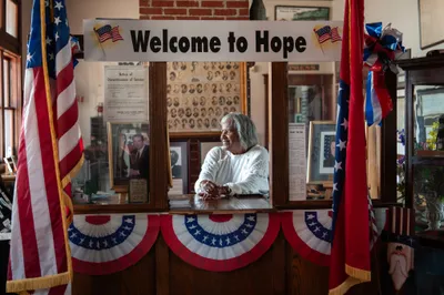 Margaret E, Smith waits to welcome visitors at the Hope Visitor Information Center in Hope, Ark. on Sept. 5, 2023. Photo by Rory Doyle.